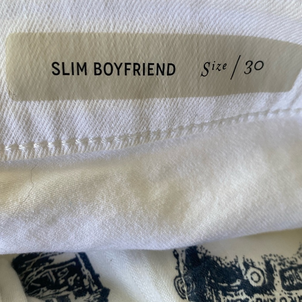 Anthro Pilcro and the Letterpress 30 White Boyfriend Short - Picture 3 of 11